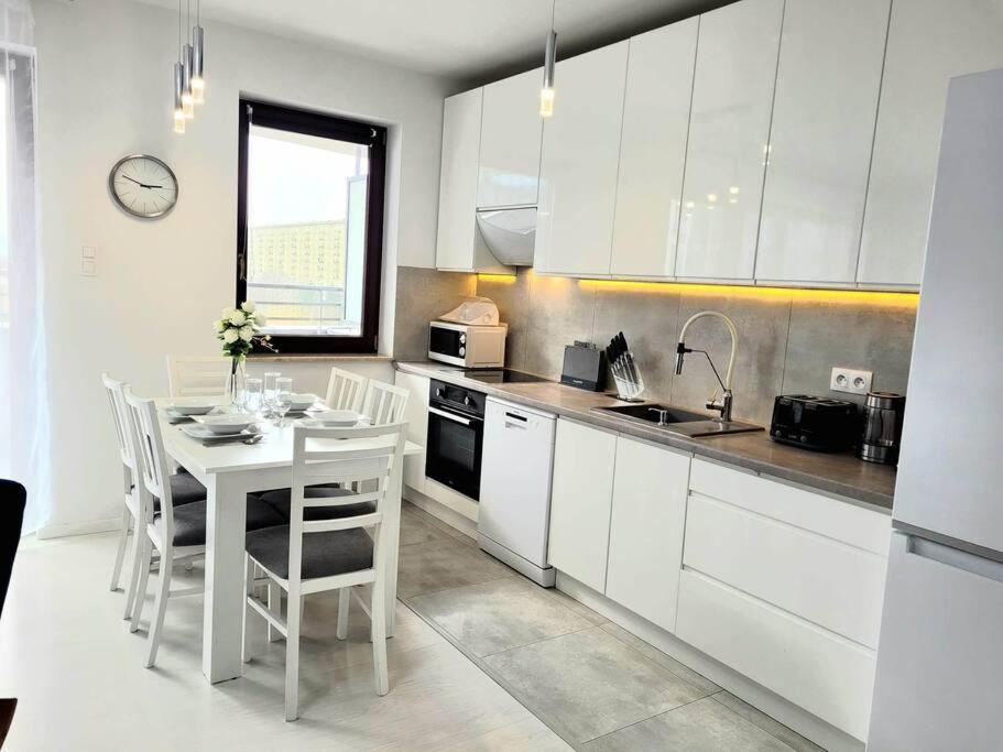 Apartment Sophie 3 Rooms, 2 Bathrooms, 8 Persons Краків Екстер'єр фото